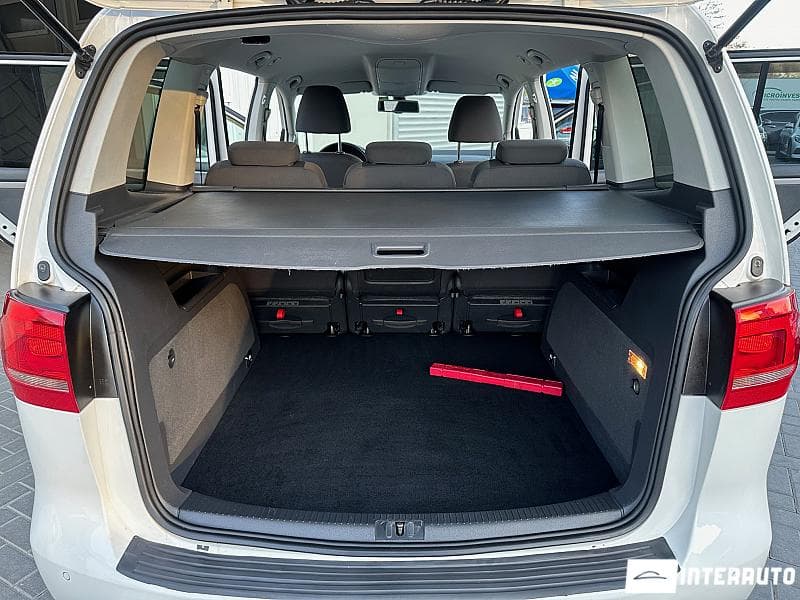 2011 Volkswagen Touran — Miniatură 16