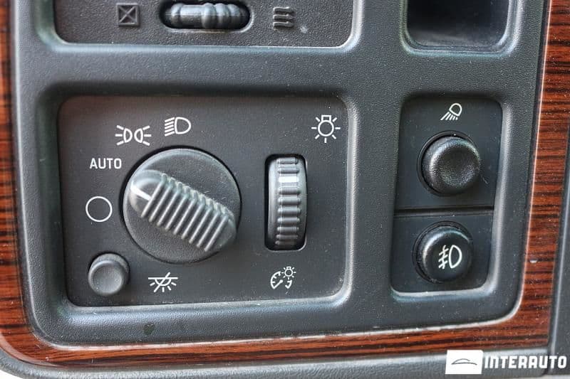 2004 Cadillac Escalade — Miniatură 16