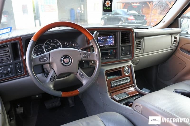2004 Cadillac Escalade — Miniatură 9