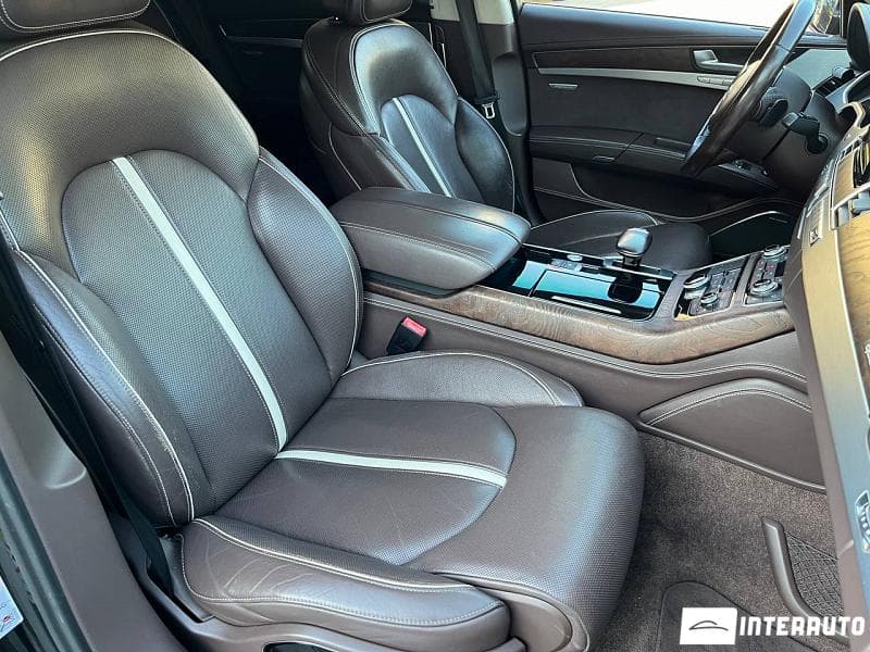 Audi A8 2011 — Миниатюра 7
