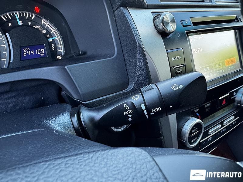 2011 Toyota Camry — Miniatură 10