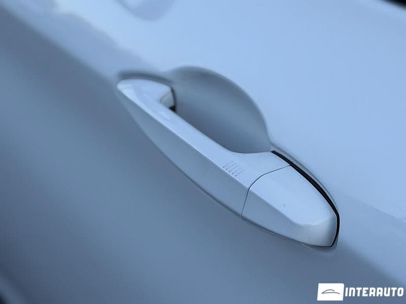 BMW 216d 2015 — Миниатюра 7