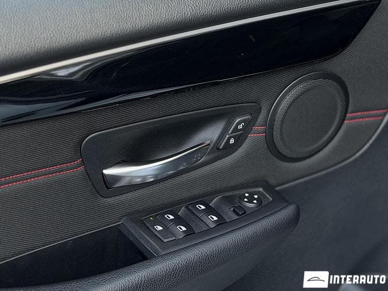 BMW 216d 2015 — Миниатюра 8