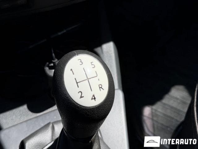 2012 Dacia Lodgy — Miniatură 12
