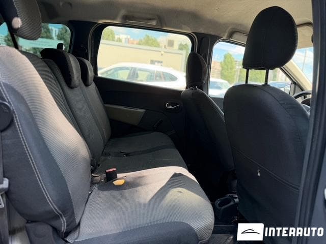 2012 Dacia Lodgy — Miniatură 13