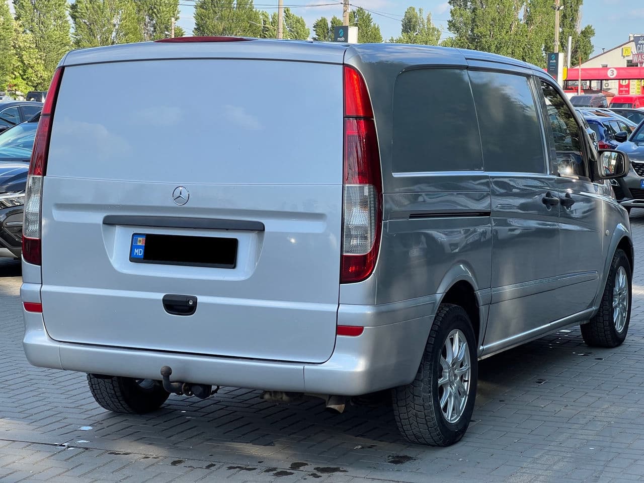 2010 Mercedes Vito — Miniatură 2
