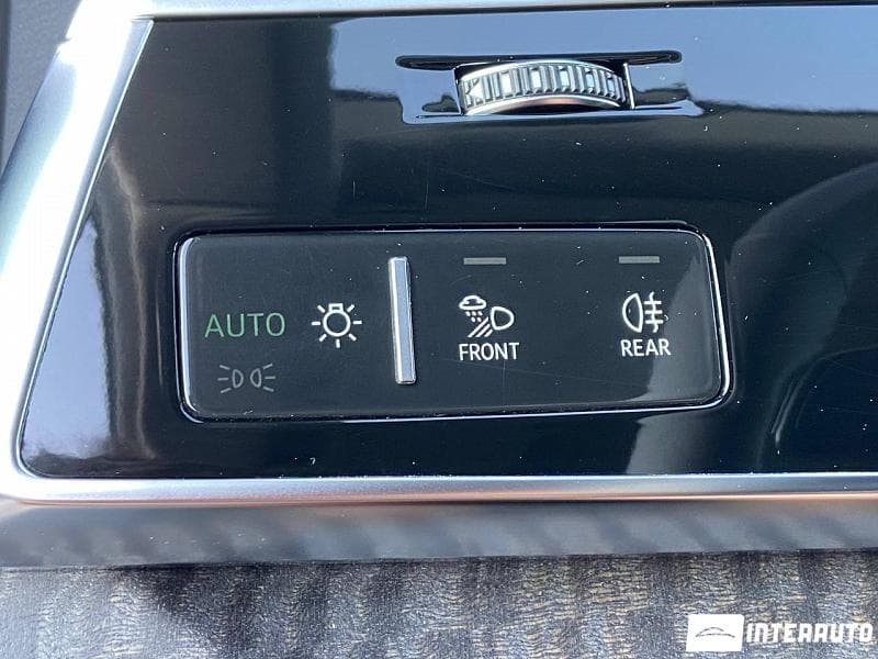 2018 Audi Q8 — Miniatură 16