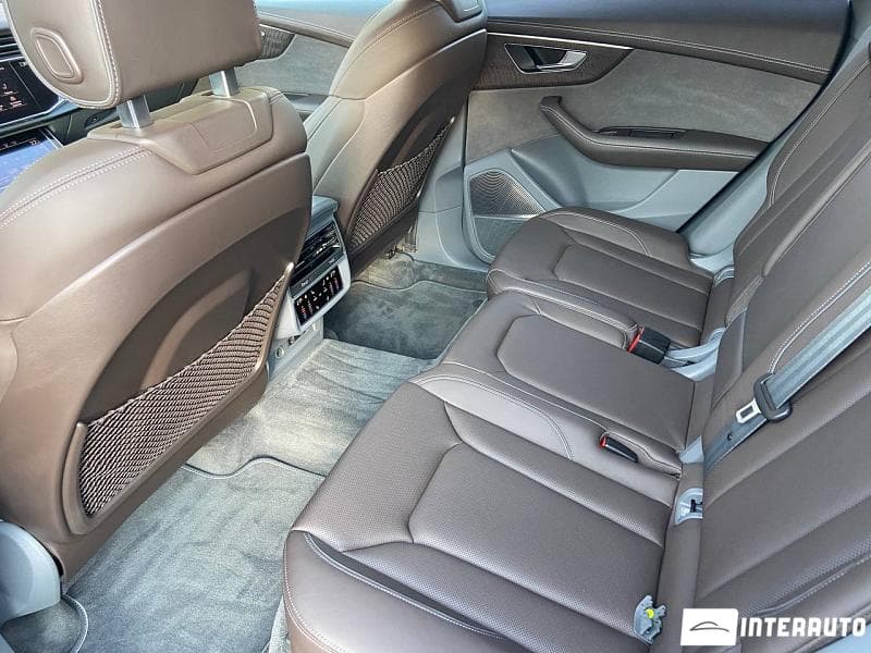 2018 Audi Q8 — Miniatură 8