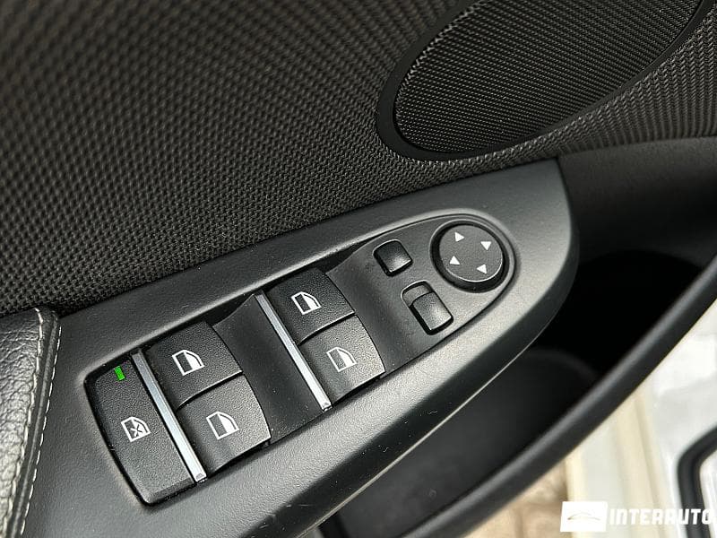 BMW X3 2.0D 2012 — Миниатюра 13