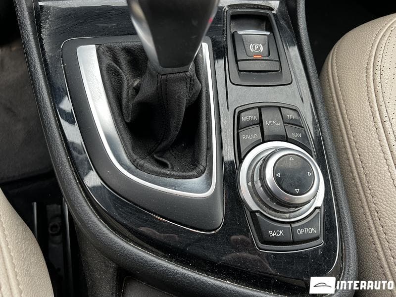 2015 BMW 216d — Miniatură 11