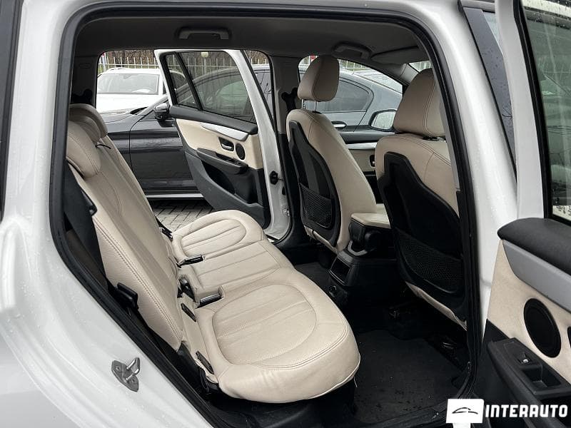 2015 BMW 216d — Miniatură 16