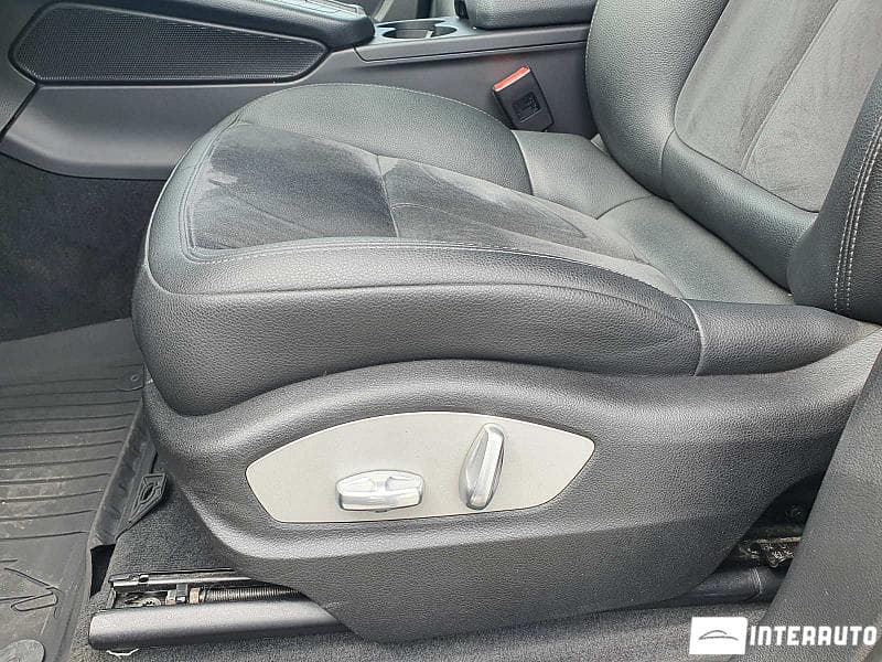 2016 Porsche Macan — Miniatură 18