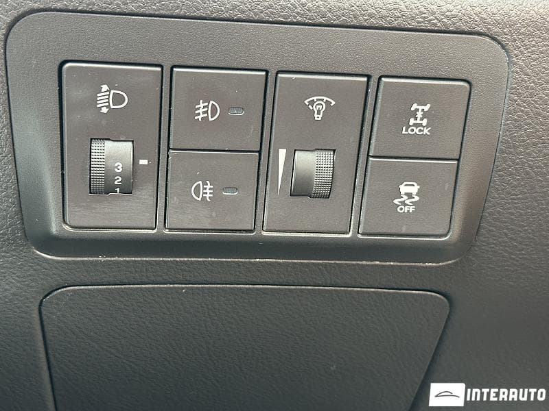 2011 Hyundai Santa Fe — Miniatură 11