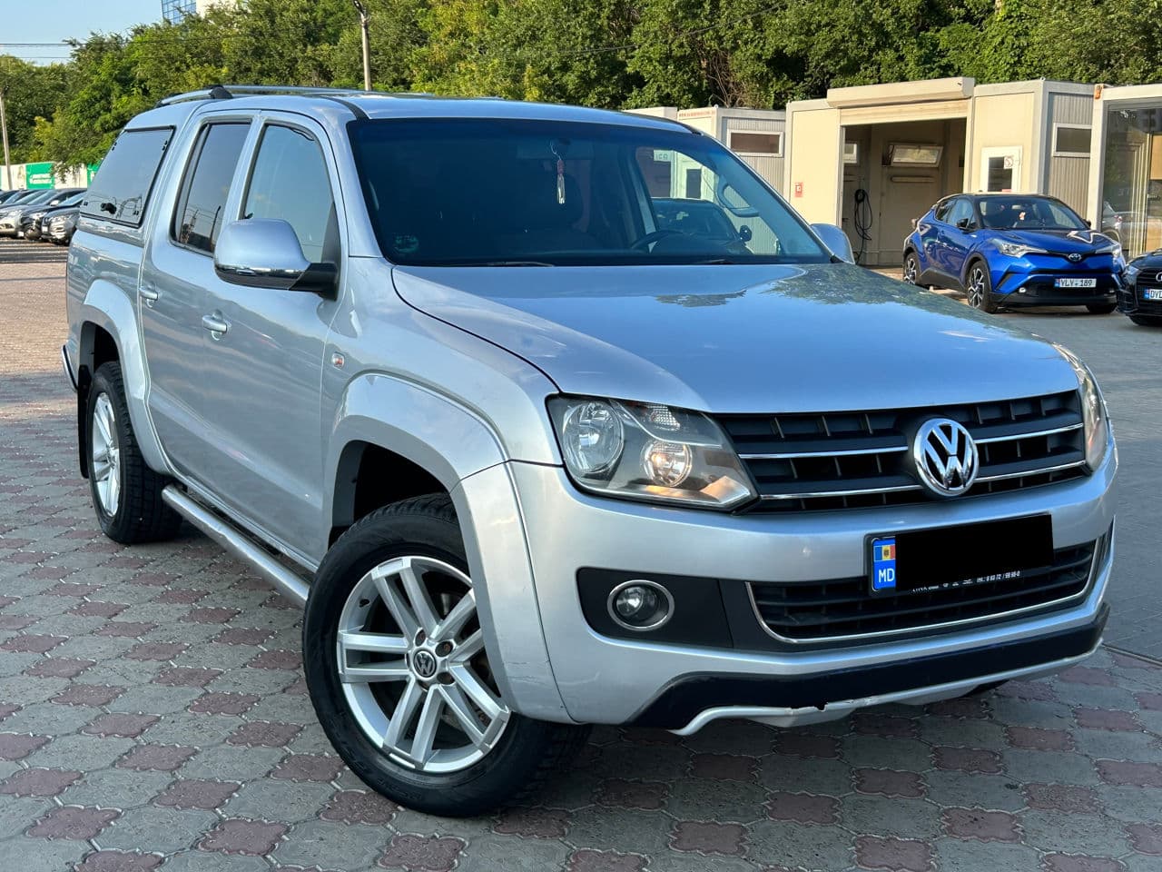 2010 Volkswagen Amarok — Miniatură 4
