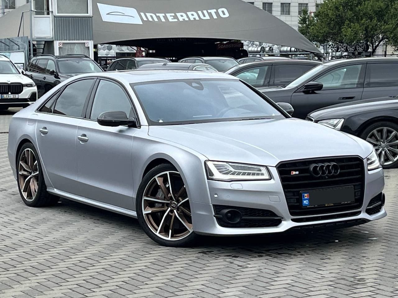 2017 Audi S8 Plus — Miniatură 3