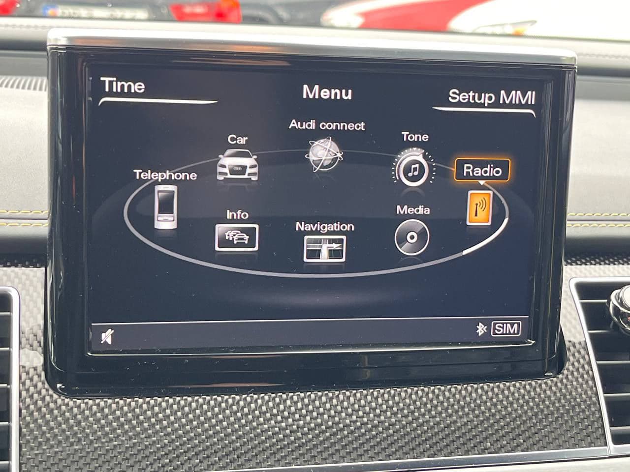 2017 Audi S8 Plus — Miniatură 14