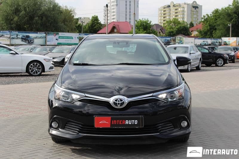 Toyota Auris 2015 — Миниатюра 2