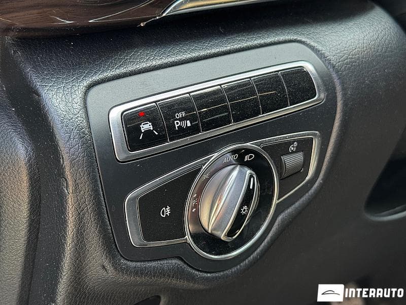 2015 Mercedes V 250 — Miniatură 13