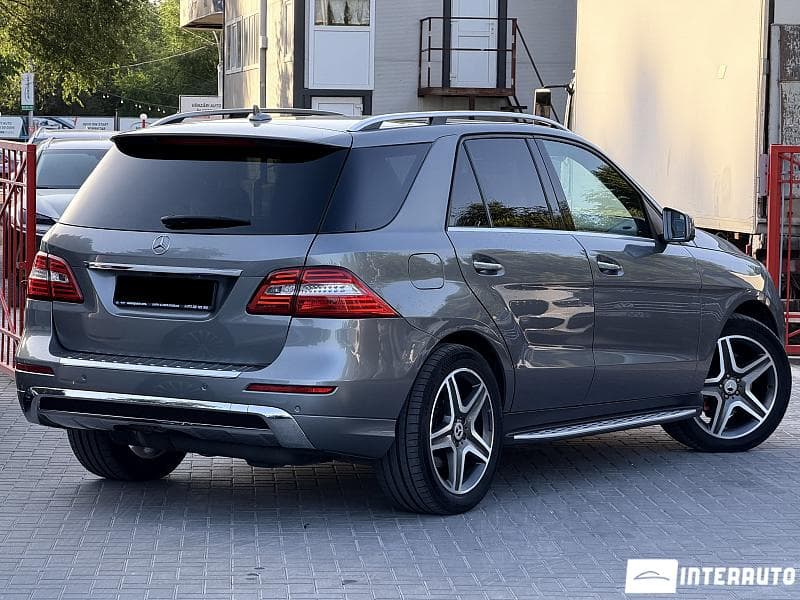 2013 Mercedes ML 250 — Miniatură 3
