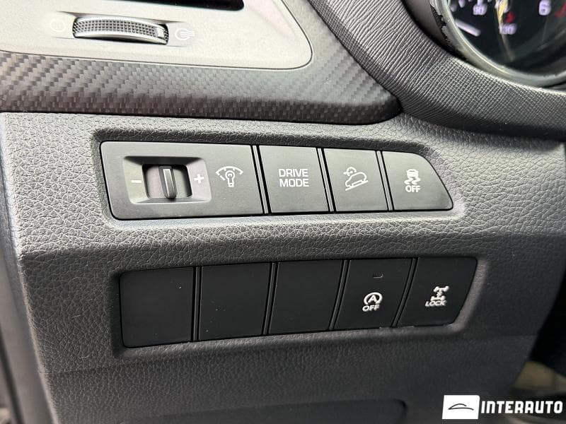 Hyundai Santa Fe 2016 — Миниатюра 9