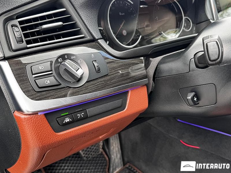 2015 BMW 525 — Miniatură 13