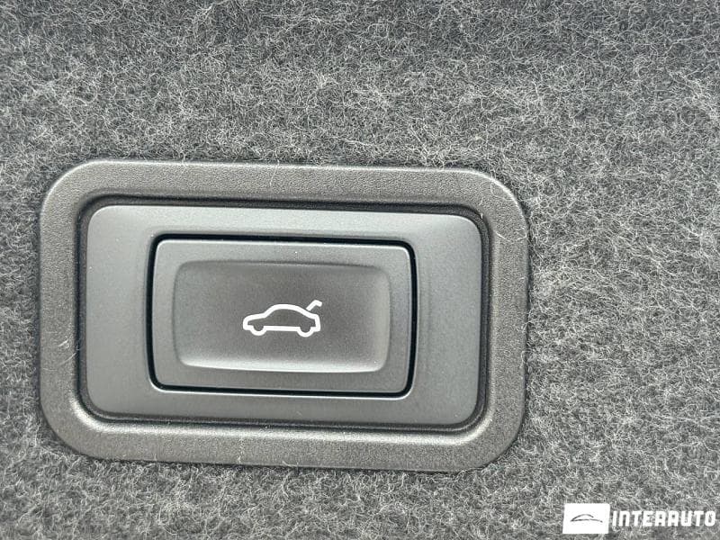 2016 Audi A8 — Miniatură 22