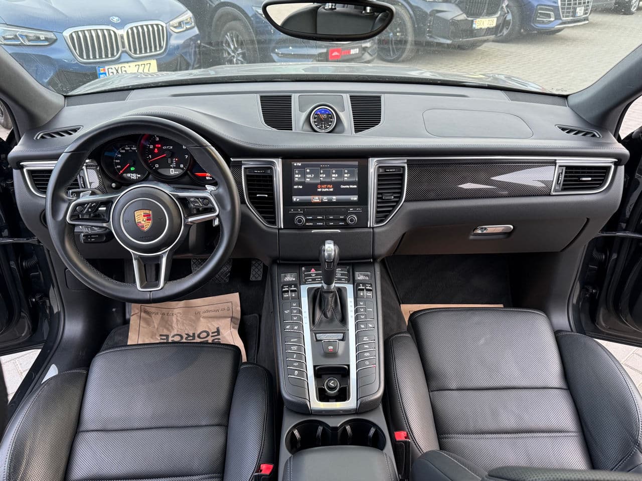 2017 Porsche Macan GTS — Miniatură 8