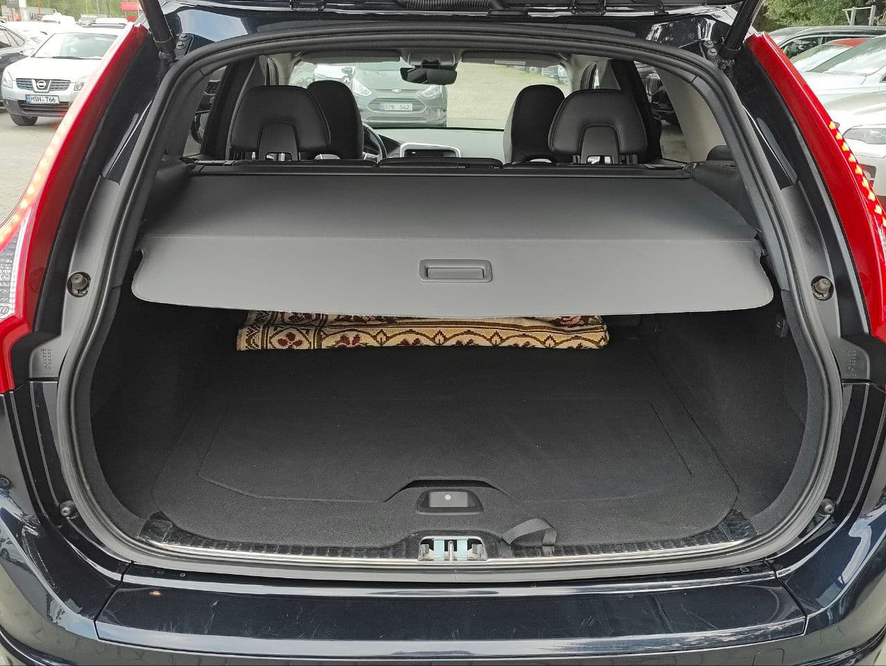 Volvo XC 60 2016 — Миниатюра 5