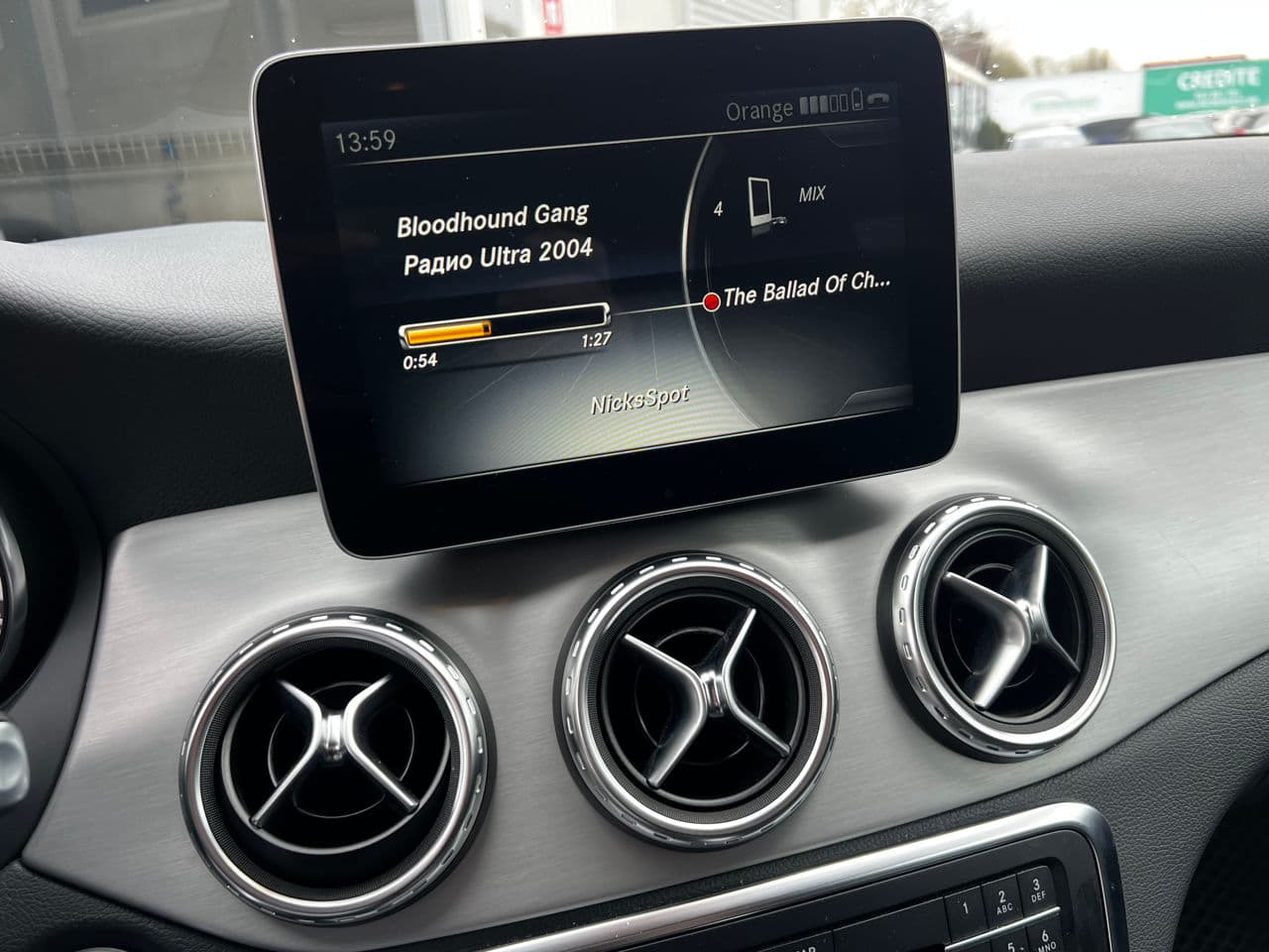 2017 Mercedes GLA 180 — Miniatură 10
