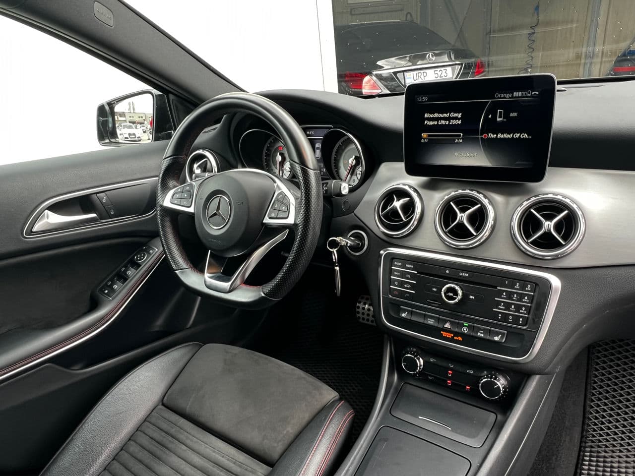 2017 Mercedes GLA 180 — Miniatură 5