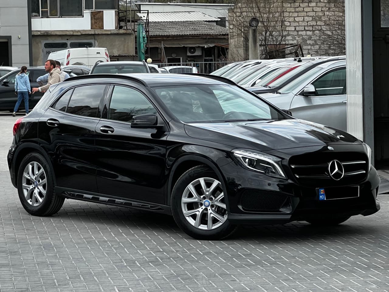 2017 Mercedes GLA 180 — Miniatură 3
