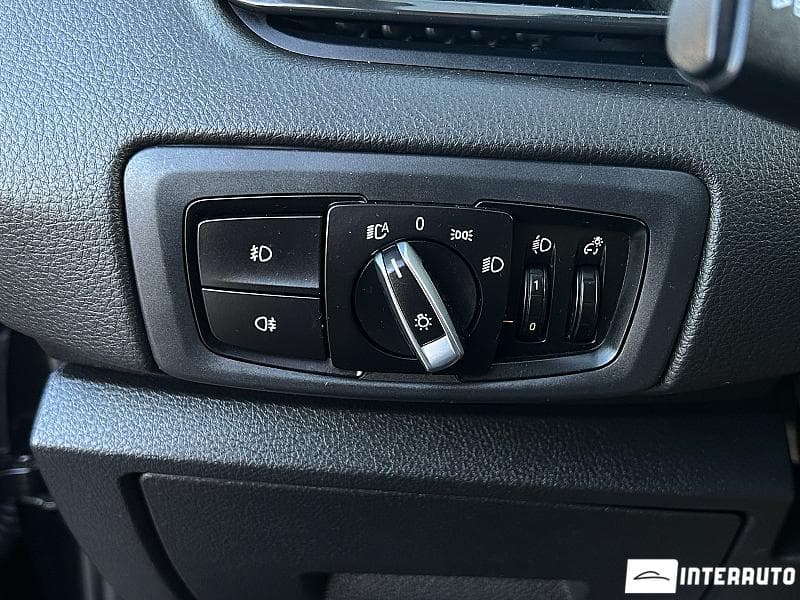 BMW 216d 2016 — Миниатюра 8