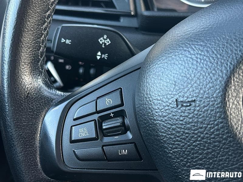 BMW 216d 2016 — Миниатюра 9
