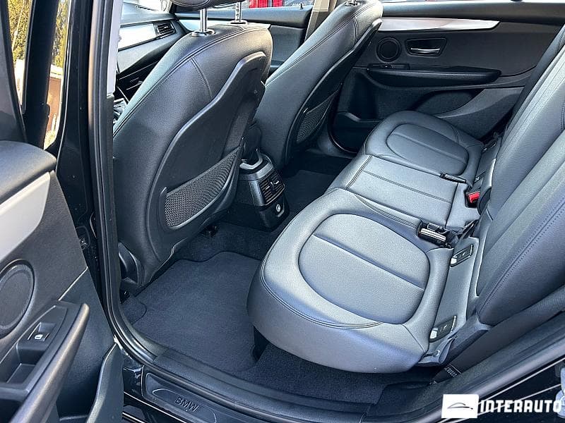 BMW 216d 2016 — Миниатюра 16
