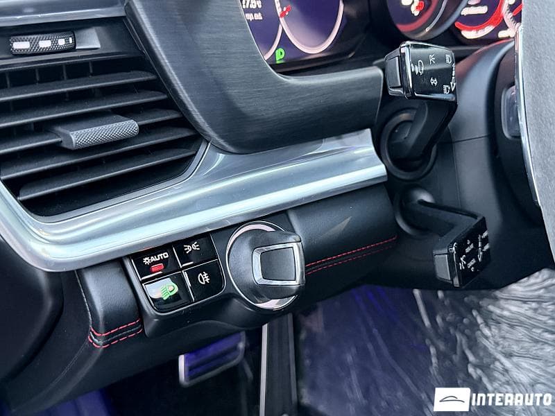 2019 Porsche Panamera GTS — Miniatură 15