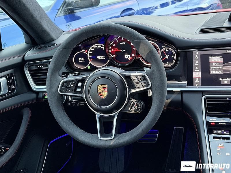 2019 Porsche Panamera GTS — Miniatură 8