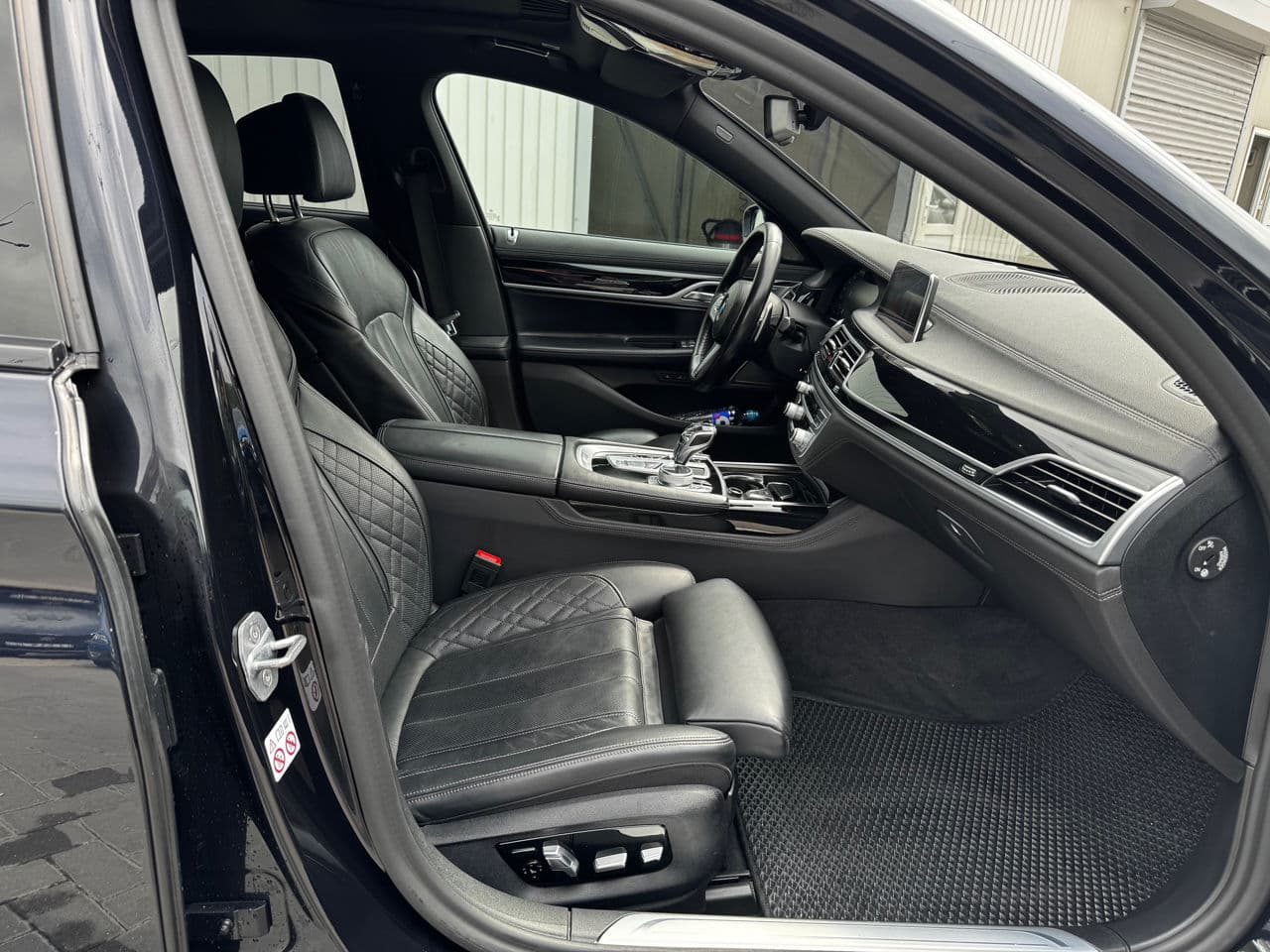 2019 BMW 730 — Miniatură 5