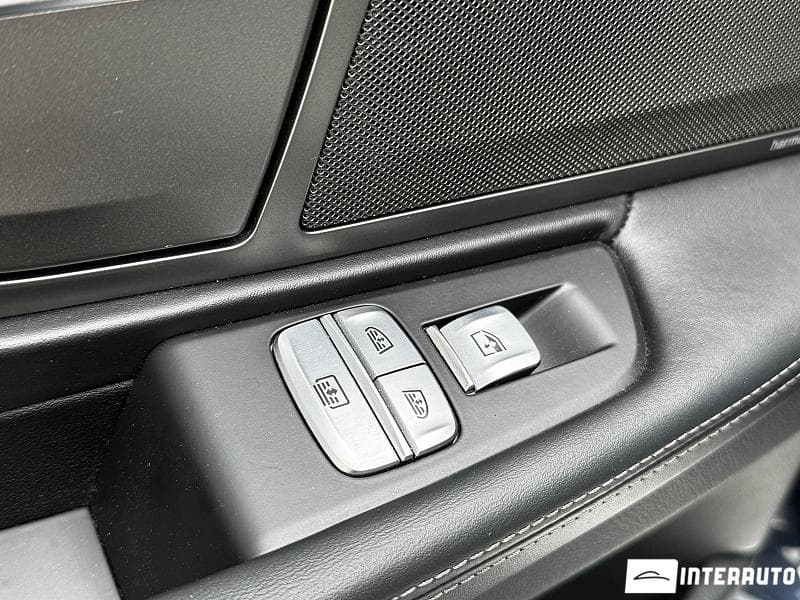 2019 BMW 730 — Miniatură 12