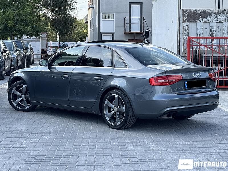 2013 Audi A4 — Miniatură 2