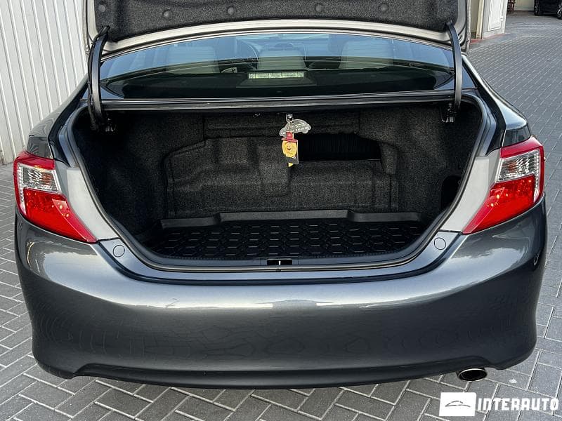 2012 Toyota Camry — Miniatură 18