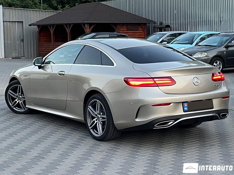 2019 Mercedes E 200 — Miniatură 2