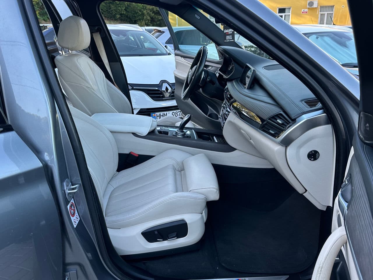 BMW X5 4.0e 2016 — Миниатюра 15