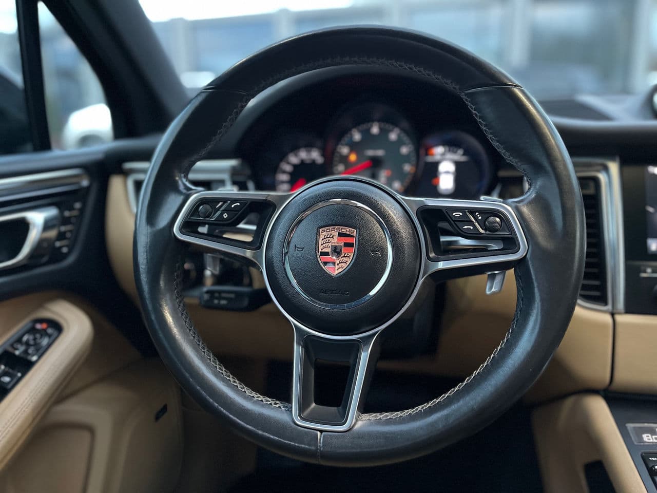 2016 Porsche Macan S — Miniatură 11