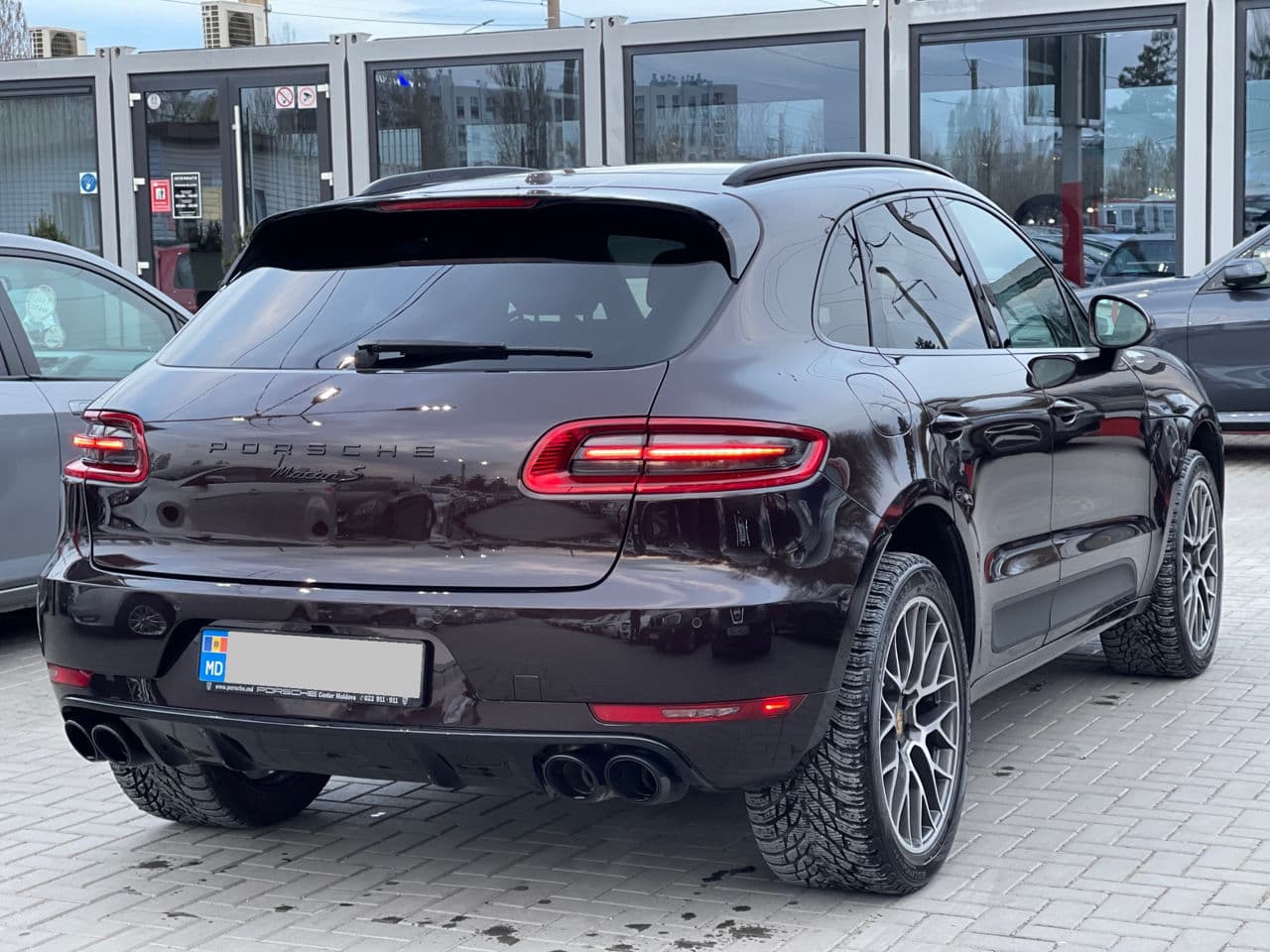 2016 Porsche Macan S — Miniatură 2