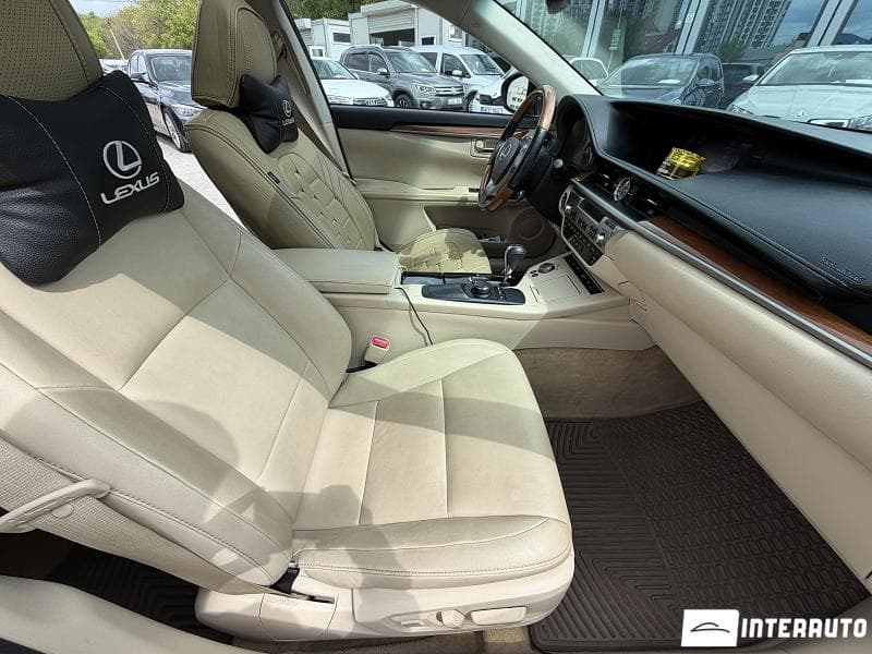 Lexus ES 300h 2012 — Миниатюра 18