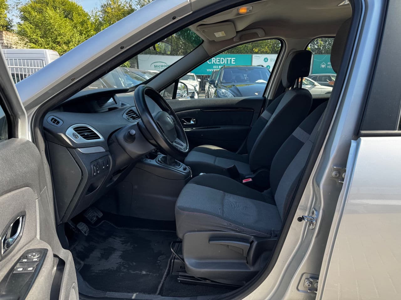 2015 Renault Scenic — Miniatură 6