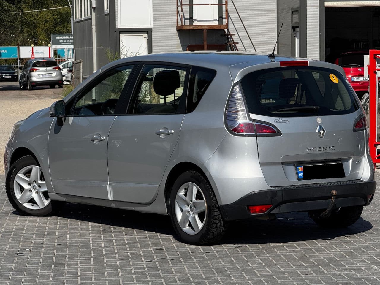2015 Renault Scenic — Miniatură 3
