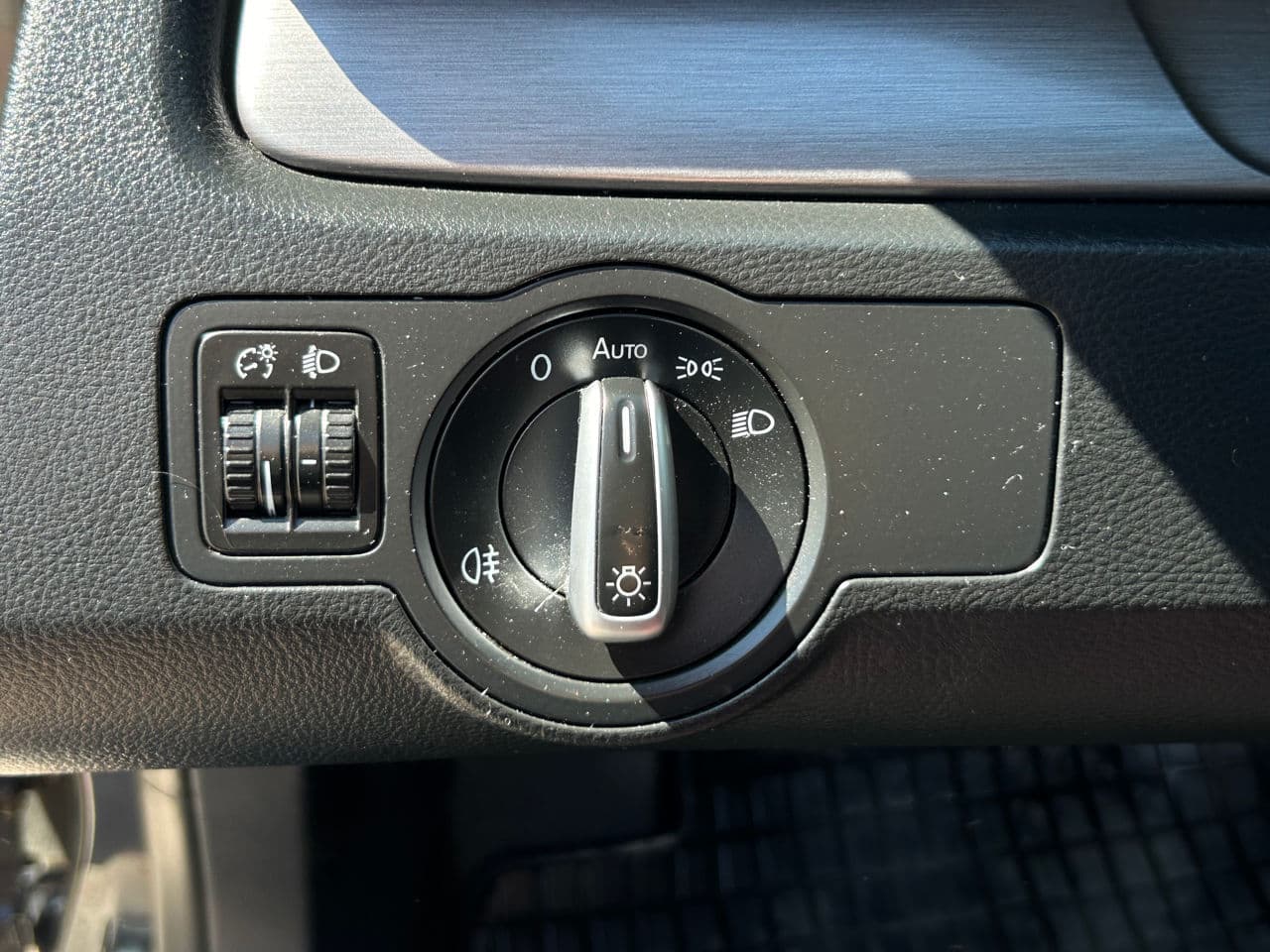 2012 Volkswagen Passat — Miniatură 10