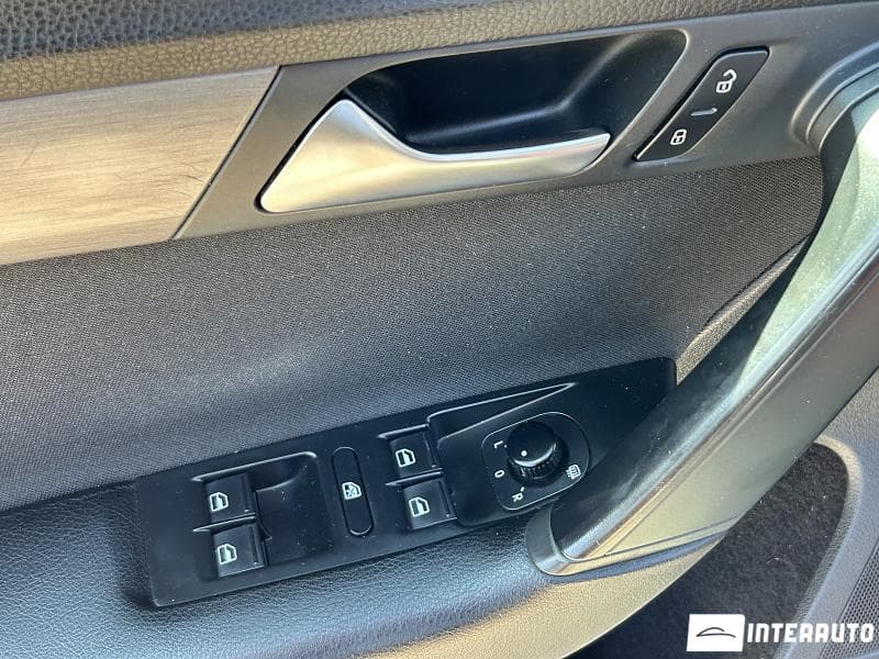 2012 Volkswagen Passat — Miniatură 6