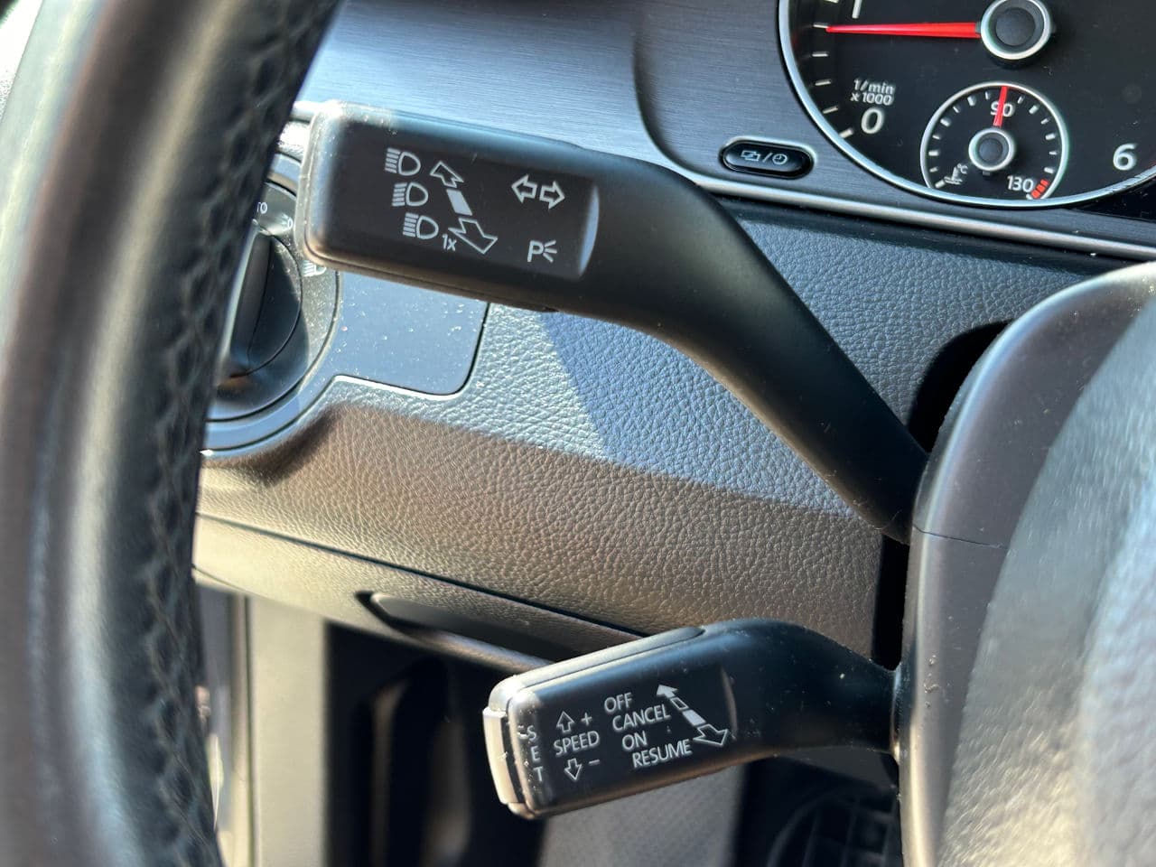 2012 Volkswagen Passat — Miniatură 9